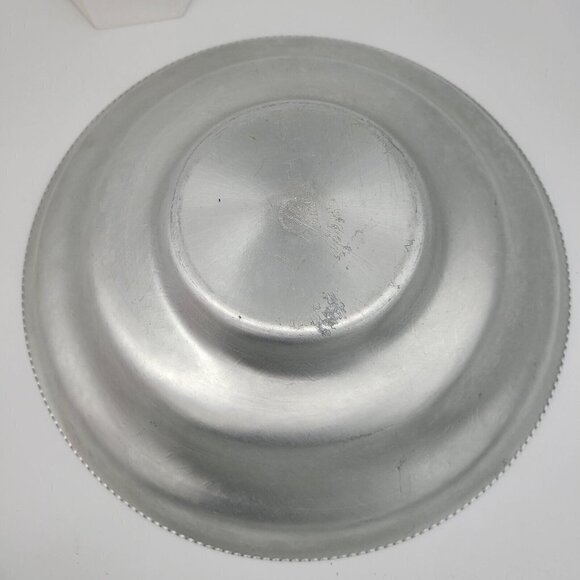 Vtg Hand Wrought Aluminum Serving Bowl Floral Roses Embossed Wilson Specialties - Picture 11 of 16